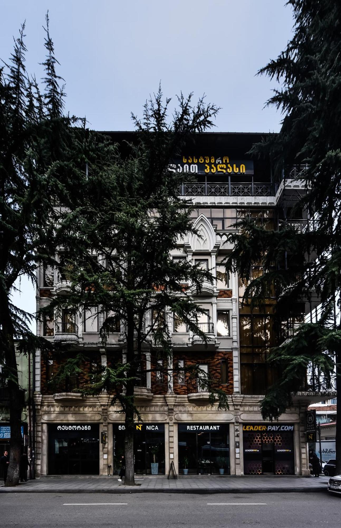 Hotel Light Palace Batumi Exterior foto